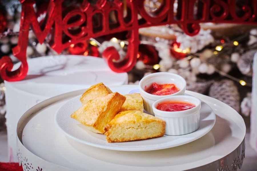 スコーン コンディメント