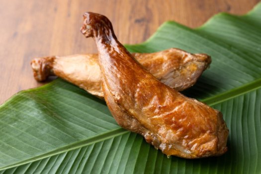 【土・日・祝日限定】スミークチキンレッグ