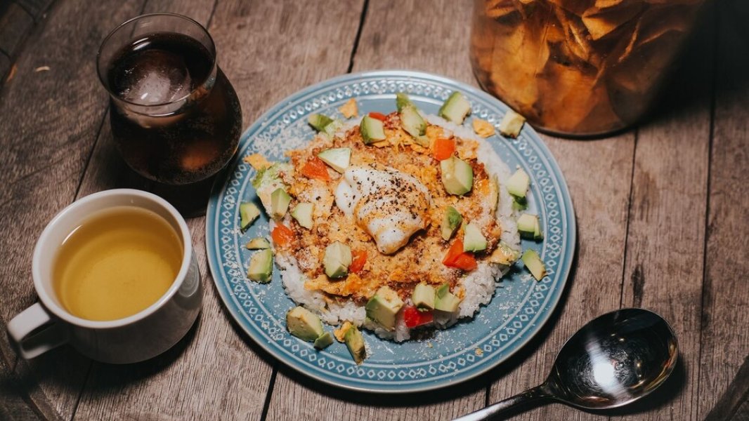 彩り鮮やかな「タコライス」1,250円　