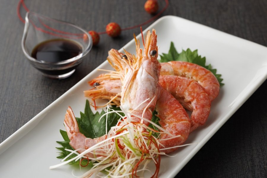 ◆プレゼント◆有頭赤海老の湯引き 海鮮ソース（大人のお客様限定・お一人様一尾）