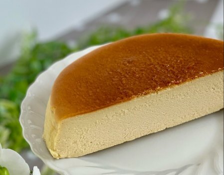 リピーター続出！！濃厚ベイクドケーキ（ハーフサーズ）1,200円